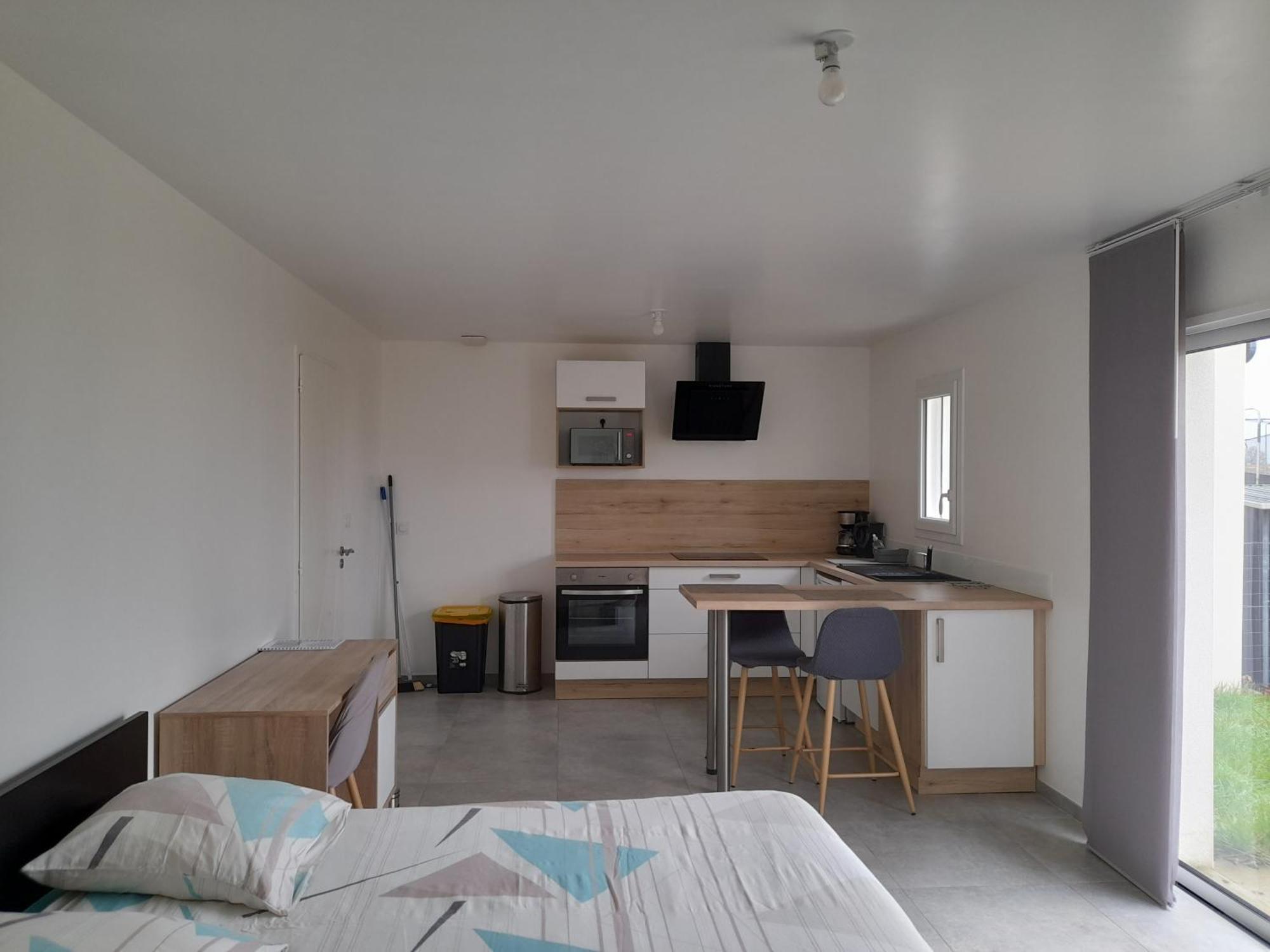 Studio Lumineux Avec Terrasse La Roche-sur-Yon Eksteriør bilde